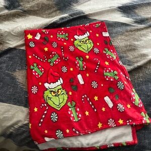 Grinch blanket